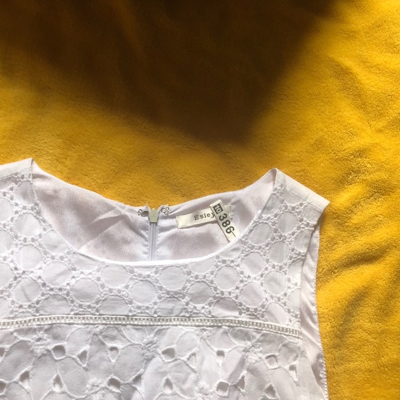 Dress - Picture 2 of 4